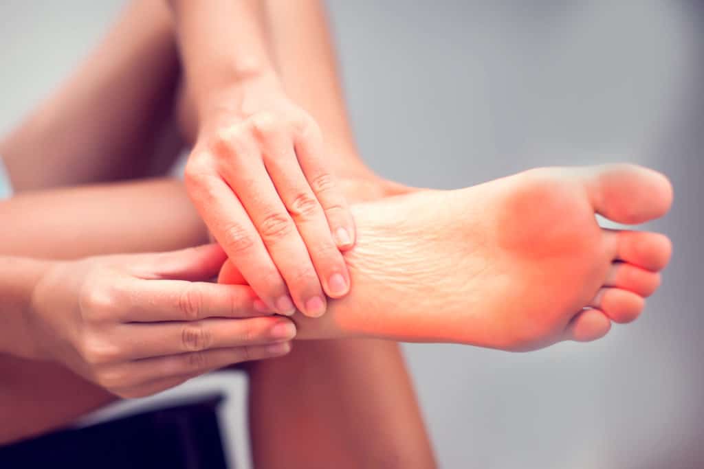 What To Do If You Can't Put Weight On Your Heel - Heartland Foot & Ankle